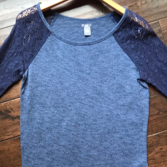 Aerie bundle hooded sweater lace raglan real soft - Picture 9 of 16